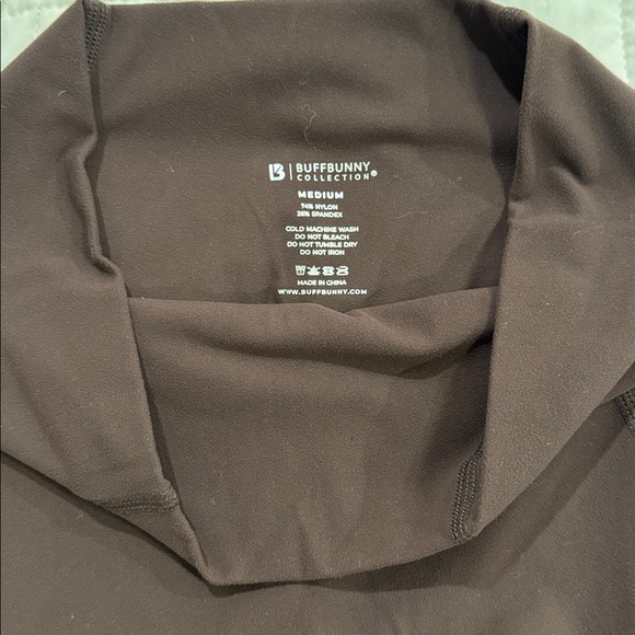 BuffBunny Brown Rosa Pocket Leggings - Picture 2 of 4